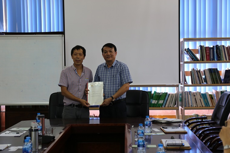 7 与越南国立农业大学互换合作协议.JPG