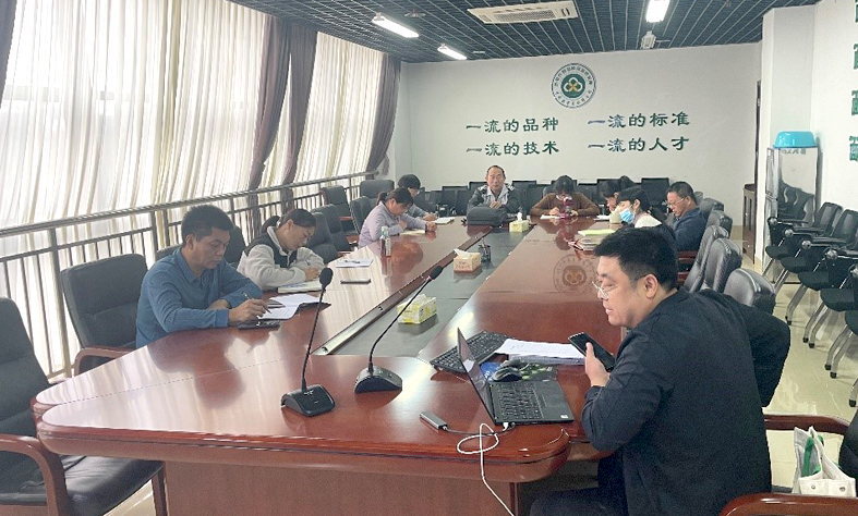 木薯开展民主生活会.jpg